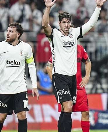 Beşiktaş - Çorum FK Maçı Canlı Anlatım | Kartal, 3 puan istiyor