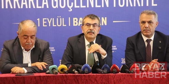 Bakan Tekin: Top artık bizde, hep beraber bu sürece sahip çıkalım