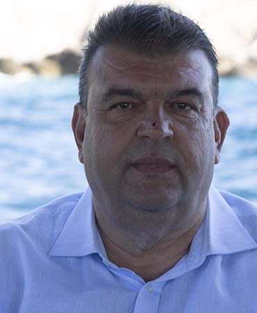 Seferihisar Belediyesi soruşturmasında gözaltına alınan 2 şüpheli, adliyede