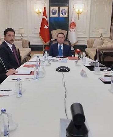 Bakan Gürlek, Yunan mevkidaşı Floridis ile görüştü