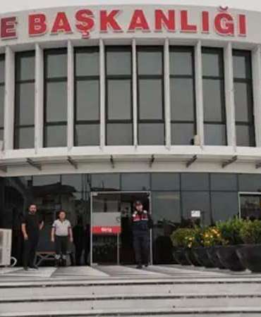 Bolu Belediyesi’ne yönelik ‘Hayalet Araç’ operasyonunda 7 şüpheli adliyeye sevk edildi