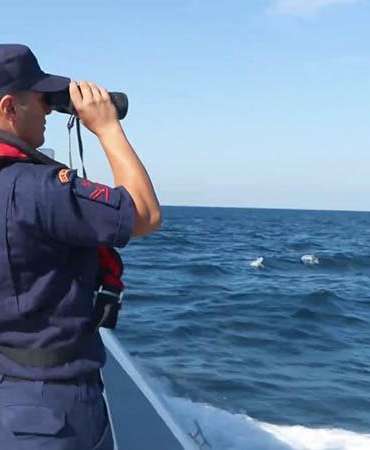 Silivri açıklarında batan gemiyi arama çalışmaları 2