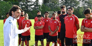 Depremin yaralarını sarmaya çalışan Malatya