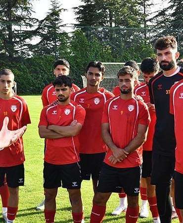 Depremin yaralarını sarmaya çalışan Malatya