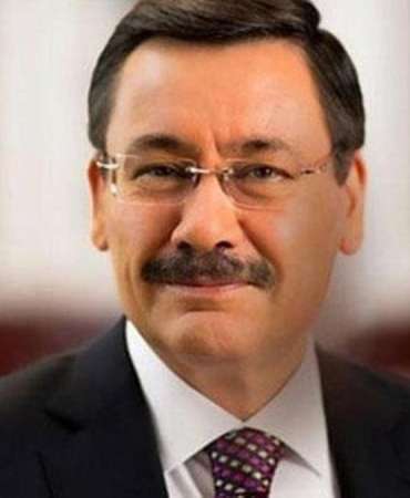 Ankara Büyükşehir Belediye Başkanı İbrahim Melih Gökçek şüpheli sıfatıyla Ankara Adliyesi