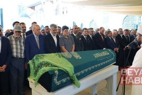 Cumhurbaşkanı Erdoğan, AK Parti Milletvekili Önen’in kızının cenazesine katıldı