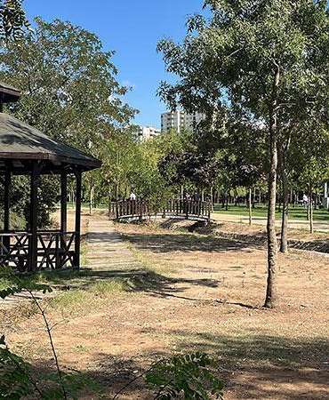 Uzaklaştırma kararı aldıran eşini 11 yerinden bıçaklayarak yaraladı