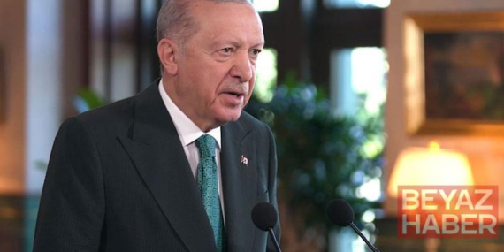 Cumhurbaşkanı Erdoğan: İmam hatipler başarı çıtasını sürekli daha yükseğe taşıyor