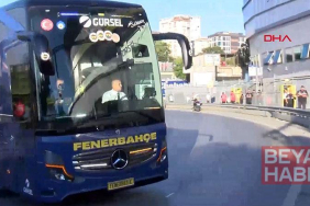 Fenerbahçe ve Beşiktaş kafileleri stadyuma ulaştı