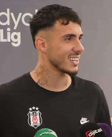 Emirhan Topçu: Bu tür maçları Beşiktaş olarak iyi oynuyoruz