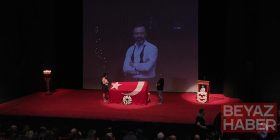 Serhat Kılıç için Harbiye Muhsin Ertuğrul Sahnesi