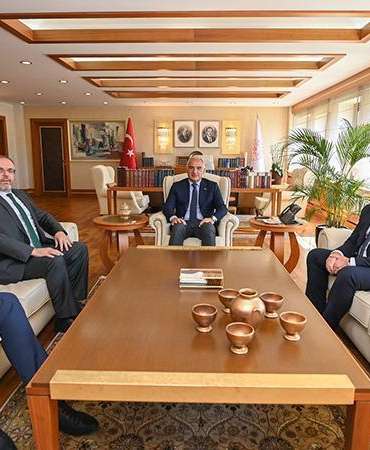 Bakan Ersoy, MSÜ Rektörü Prof. Dr. Afyoncu