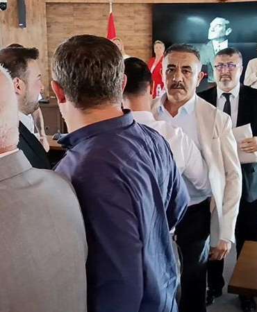 Edirne Belediyesi Meclisi toplantısında gerginlik