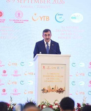 Cevdet Yılmaz: İnsan haklarını savunan herkes, Müslümanlara saldırılara da aynı açık tavrı almalı
