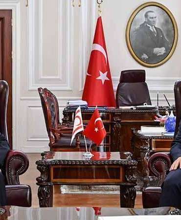 Bakanlar Gürlek ve Güler, KKTC Başbakanı Üstel ile bir araya geldi