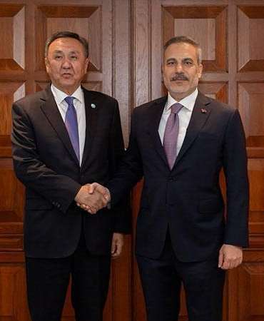 Bakan Fidan, TDT Genel Sekreteri Ömüraliyev
