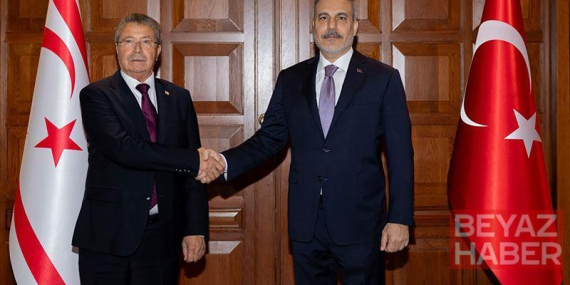 Bakan Fidan, KKTC Başbakanı Üstel ve Irak Temsilciler Meclisi Başkanı Al-Halbusi’yi kabul etti