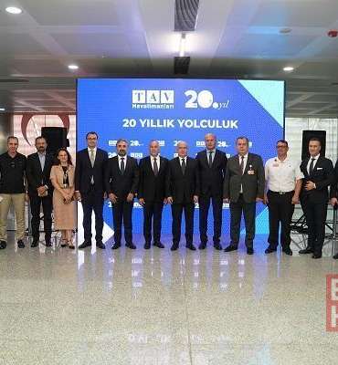 TAV Havalimanları İzmir’de 20’nci yılını kutluyor