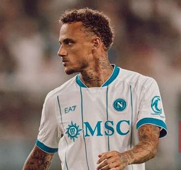Napoli'de Noa Lang krizi!
