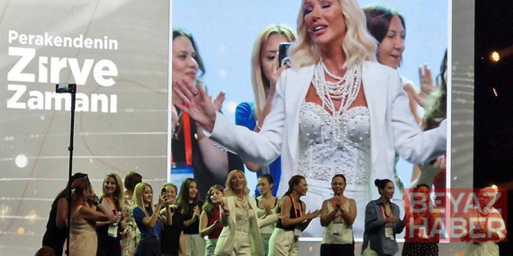 Seda Sayan: Asıl 7 kere evleneni dinleyeceksin