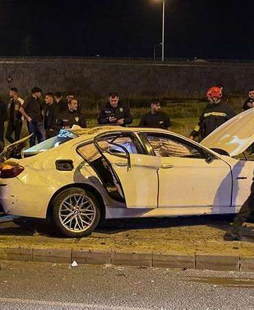 Takla atan otomobildeki 4 kişi yaralandı