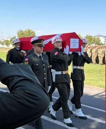 Şehit asker için tören düzenlendi