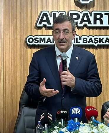 Cumhurbaşkanı Yardımcısı Yılmaz: Türkiye siyasi istikrarını güçlü bir şekilde sürdürüyor