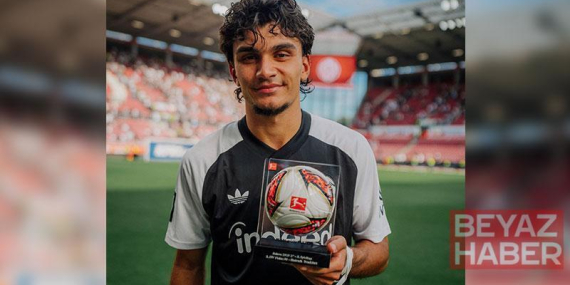 Can Uzun attığı 2 golle Eintracht Frankfurt’a galibiyeti getirdi