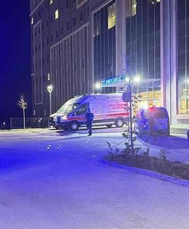 Eğlence mekanında kavga; 1 ölü, 4 yaralı