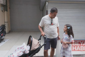Okul alışverişini son güne bırakan veliler Eminönü