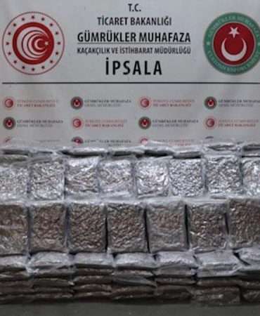 İpsala ve Hamzabeyli gümrük kapılarında 147 kilo skunk ve 27 kilo kokain ele geçirildi