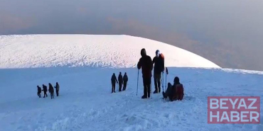 Ağrı Dağı için uyarı: Buzullar küçülüyor