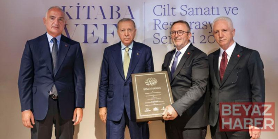 Bakan Ersoy: Tarihi Taşlıcalı Hüseyin Paşa Camii Mushaf-ı Şerifi