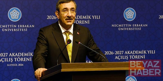 Cevdet Yılmaz: Sosyal medya aslında bizleri yalnızlaştıran, toplumdan koparan bir medya