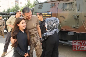 Emniyet Müdürü, şehit çocuğunu okuldan özel harekat aracıyla alıp evine bıraktı