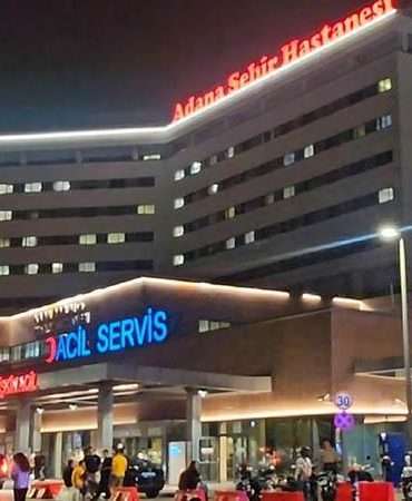 Adana’da tabancayla başından vurulmuş halde bulunan çocuk, tedaviye alındı; ağabeyi tutuklandı