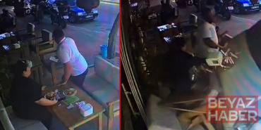 Kafede oturanlara hafif ticari araç çarptı; 1 yaralı