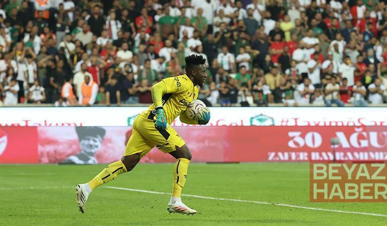 Onana hem kurtarıyor hem oyun kuruyor