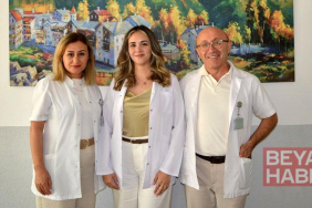 Anne ve babasının görev yaptığı hastaneye doktor oldu