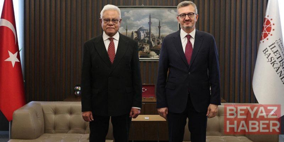 İletişim Başkanı Duran, Pakistan Büyükelçisi Junaid ile görüştü