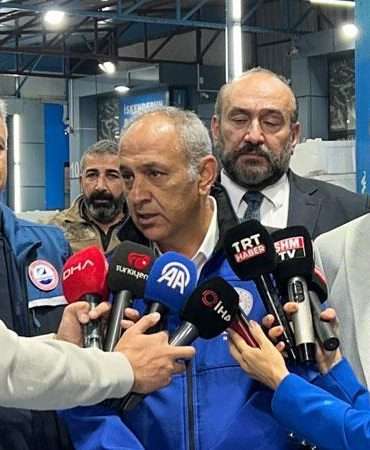 Ankara İl Tarım ve Orman Müdürü Ahmet Dallı, balık halini ziyaret etti