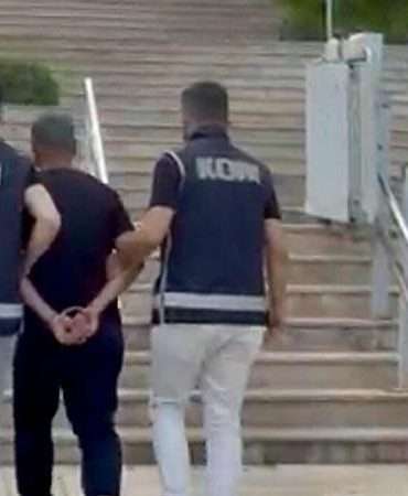 14 yıl 2 ay hapis cezasıyla aranan ihraç uzman çavuş yakalandı