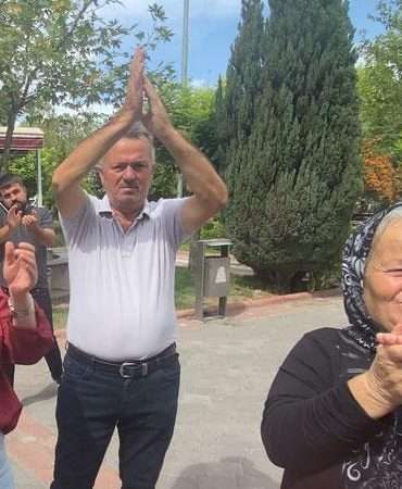 Oğullarının katiline 26 yıl hapis kararını,