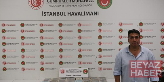 Pilot kıyafeti giyen uyuşturucu kuryesi, Bulgaristan