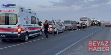 Kum fırtınasında zincirleme kaza; 16 yaralı
