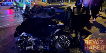Maltepe’de iki otomobil çarpıştı: 2’si ağır 11 yaralı