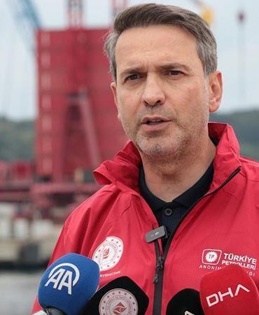 Bakan Bayraktar: 8 milyon hanenin ihtiyacını kendi gazımızla sağlamış olacağız
