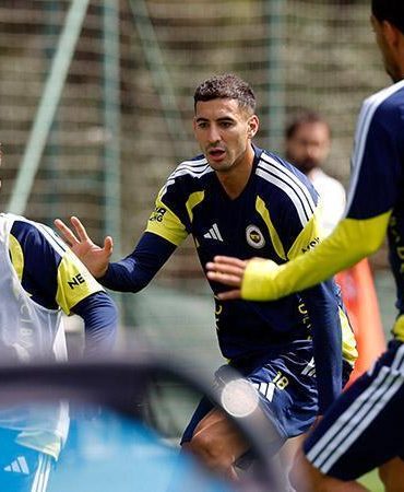 Fenerbahçe, Mert Müldür’ün menisküsünde yırtık tespit edildiğini açıkladı