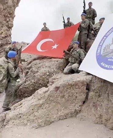 Komandolar, Somalili askeri personelle Erciyes