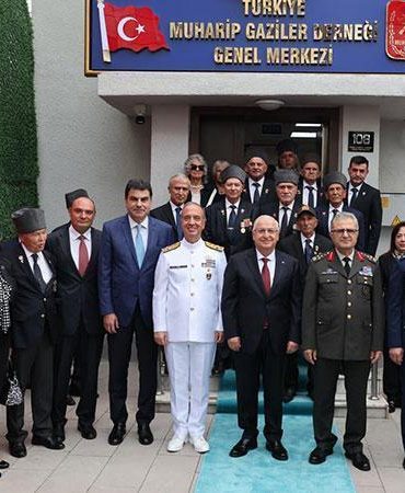 Bakan Güler: Devletimiz gazilerimizin ve şehit, gazi ailelerimizin daima yanındadır